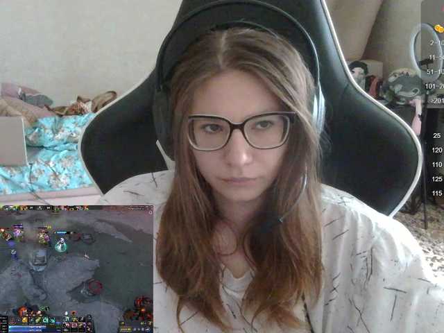KittyMiracle live cam on BongaCams