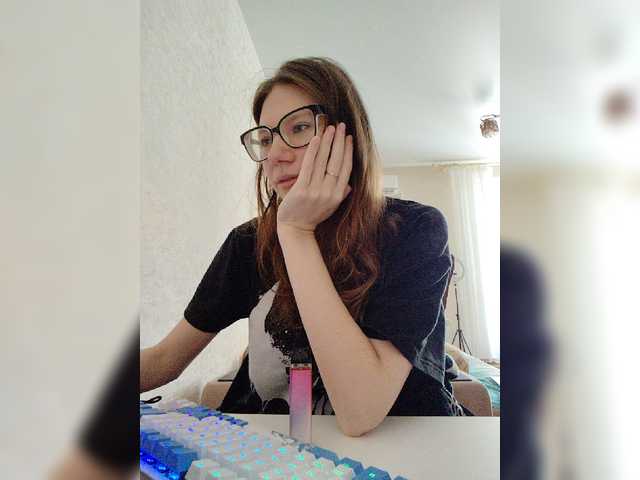 KittyMiracle live cam on BongaCams