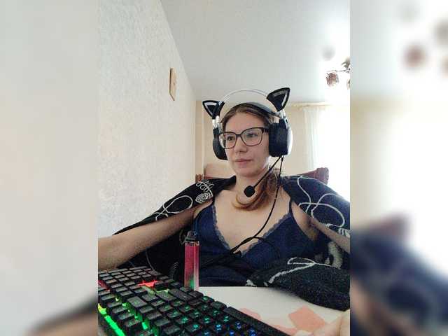 KittyMiracle live cam on BongaCams