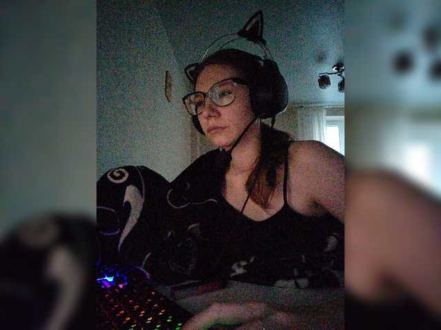 KittyMiracle live cam on BongaCams