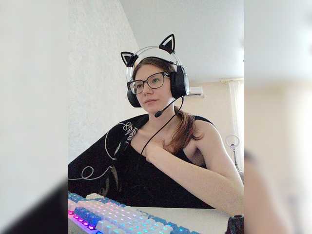 KittyMiracle live webcam show
