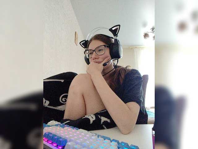 KittyMiracle live cam on BongaCams