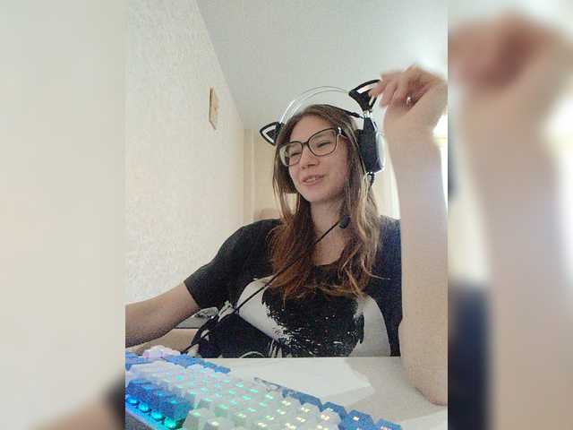 KittyMiracle live cam on BongaCams