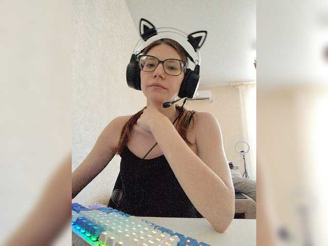 KittyMiracle live cam on BongaCams