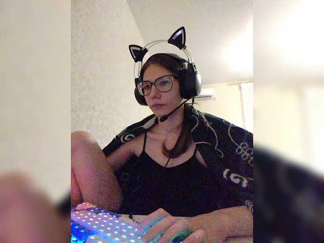 KittyMiracle live webcam show