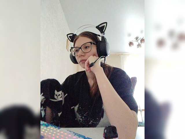 KittyMiracle live cam on BongaCams