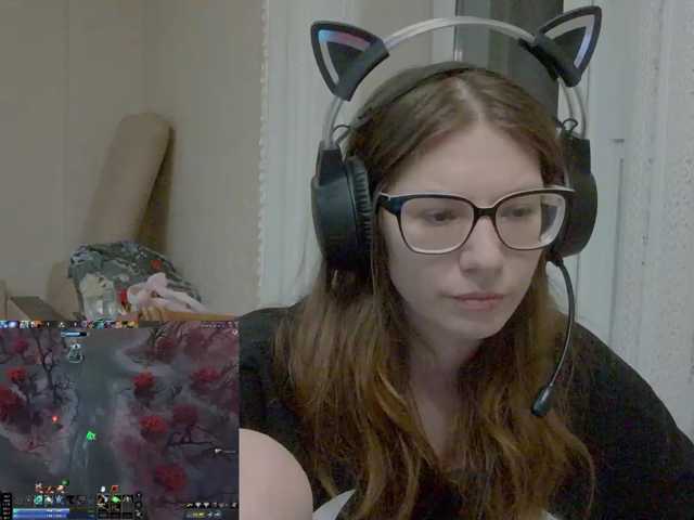 KittyMiracle live cam preview
