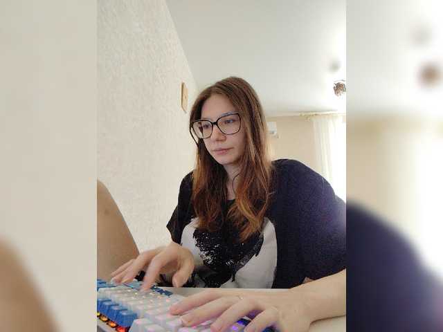 KittyMiracle live cam on BongaCams