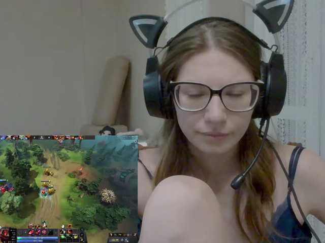 KittyMiracle live cam on BongaCams