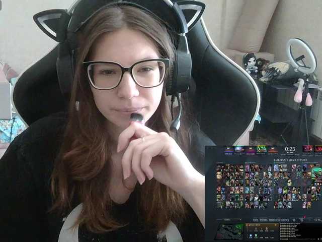 KittyMiracle live cam on BongaCams