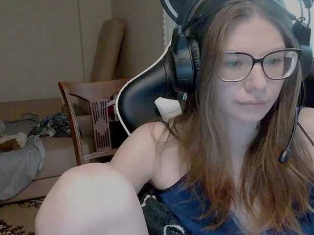 KittyMiracle live cam on BongaCams