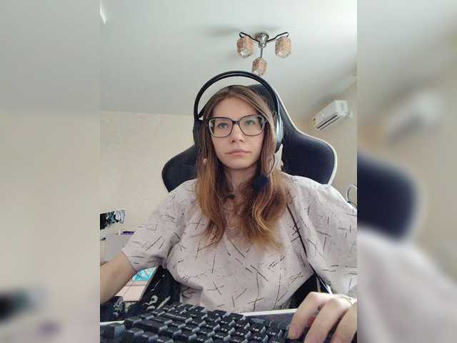 KittyMiracle live cam on BongaCams