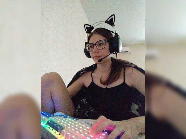 KittyMiracle live cam on BongaCams