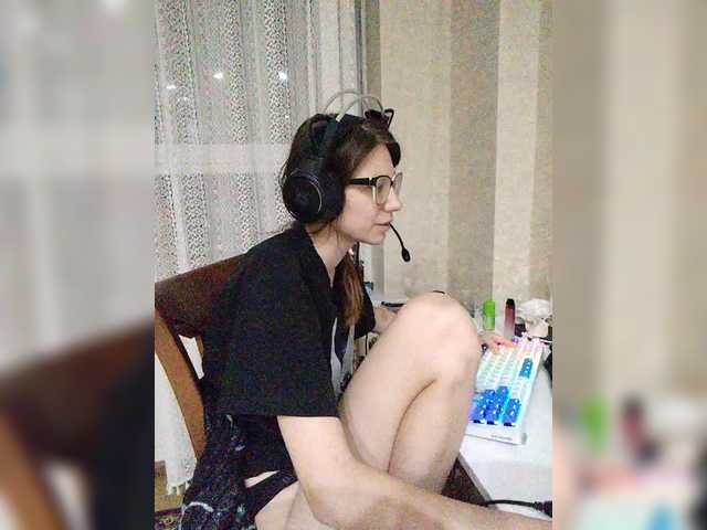 KittyMiracle live cam on BongaCams