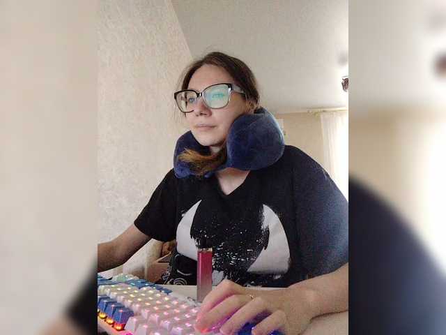 KittyMiracle live cam on BongaCams
