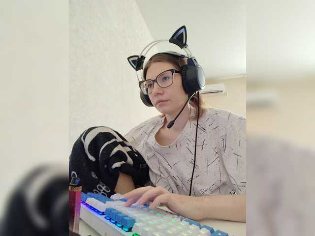 KittyMiracle live cam on BongaCams