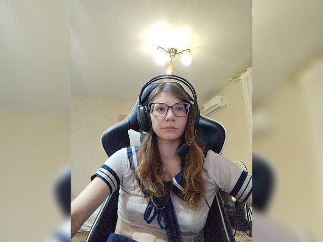 KittyMiracle live cam on BongaCams