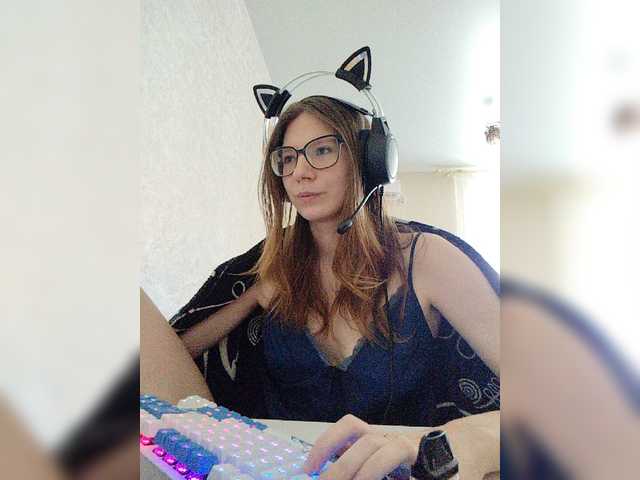 KittyMiracle live cam on BongaCams