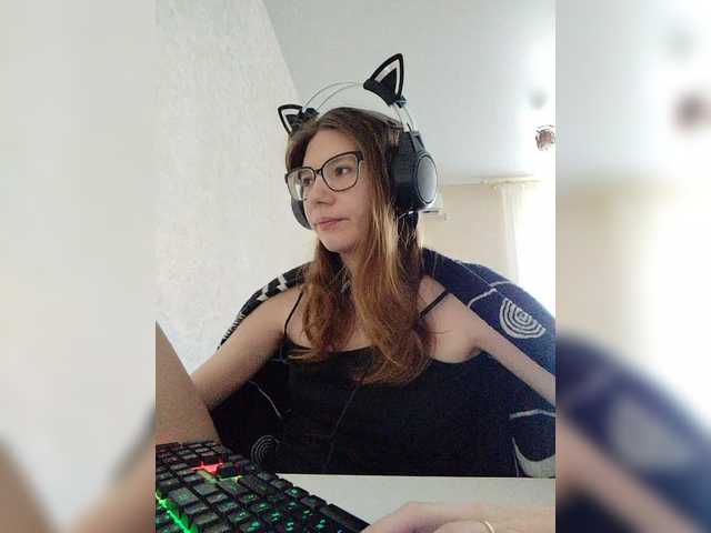 KittyMiracle live cam on BongaCams
