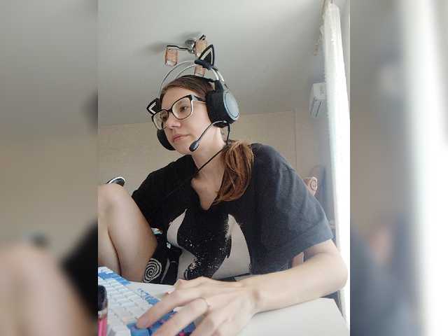 KittyMiracle live cam on BongaCams