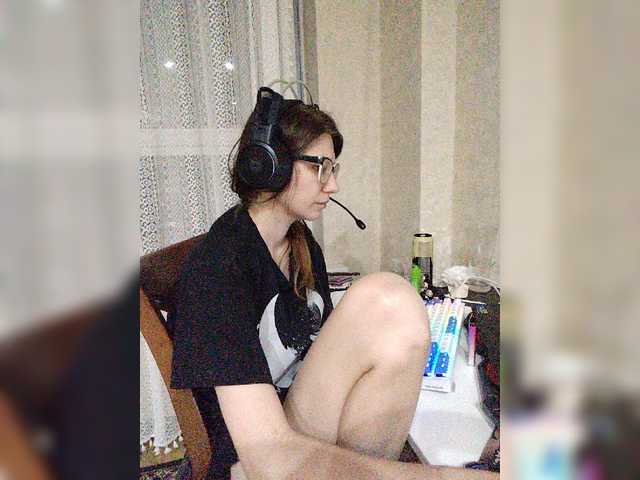 KittyMiracle live cam on BongaCams