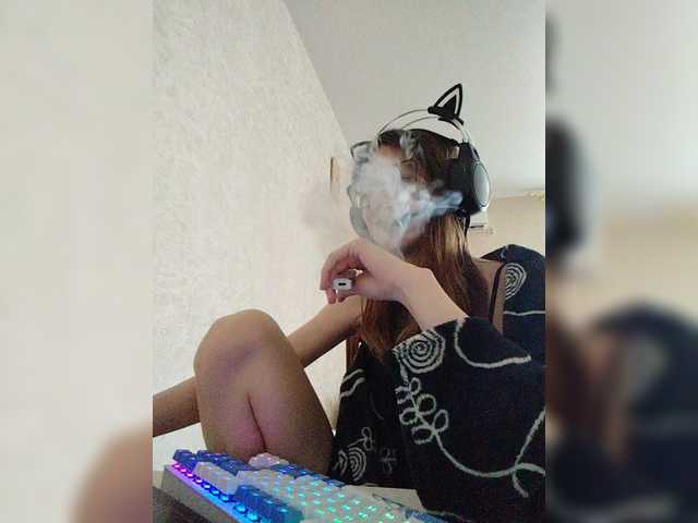 KittyMiracle live cam on BongaCams