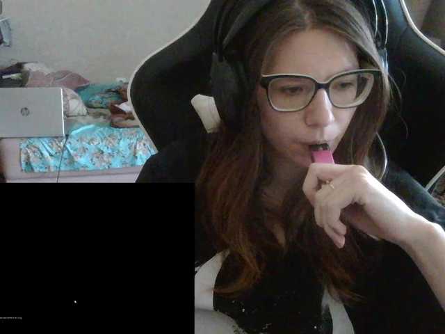 KittyMiracle live cam on BongaCams