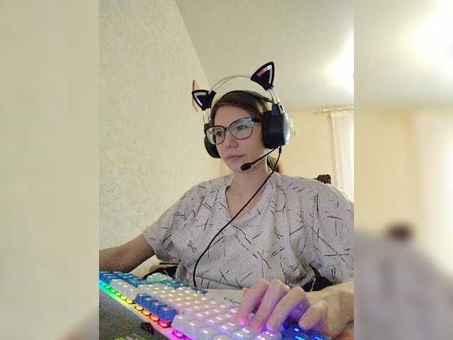 KittyMiracle live cam on BongaCams
