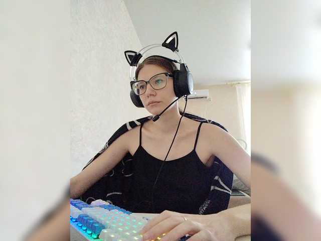 KittyMiracle live webcam show