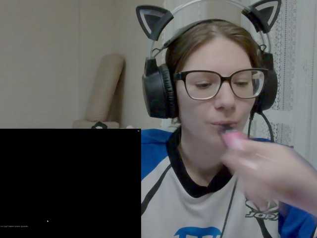 KittyMiracle live cam on BongaCams