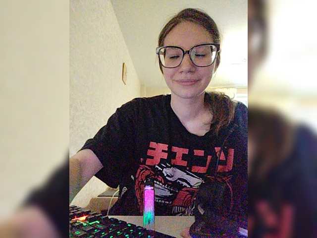 KittyMiracle live cam on BongaCams