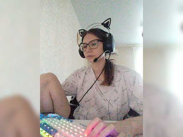 KittyMiracle live webcam show