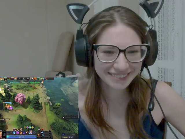 KittyMiracle live cam on BongaCams