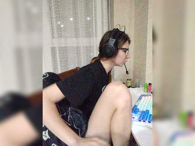 KittyMiracle live cam on BongaCams