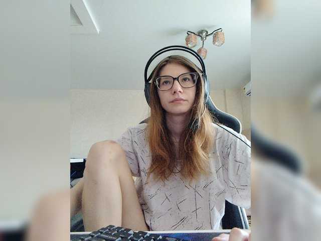 KittyMiracle live cam on BongaCams