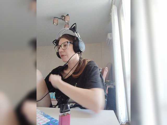 KittyMiracle live cam on BongaCams