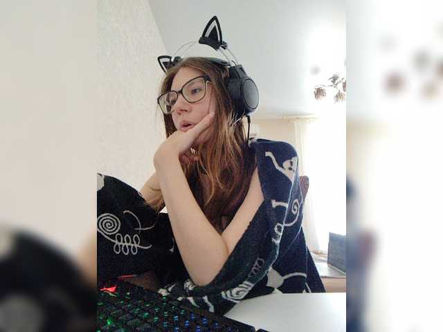 KittyMiracle live cam on BongaCams