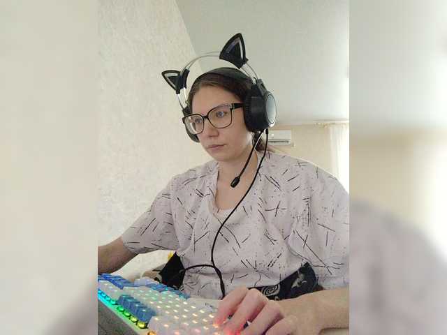 KittyMiracle live cam on BongaCams