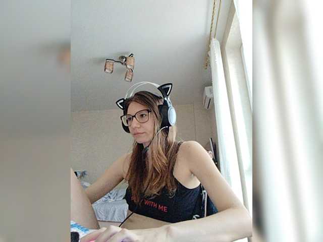 KittyMiracle live cam on BongaCams