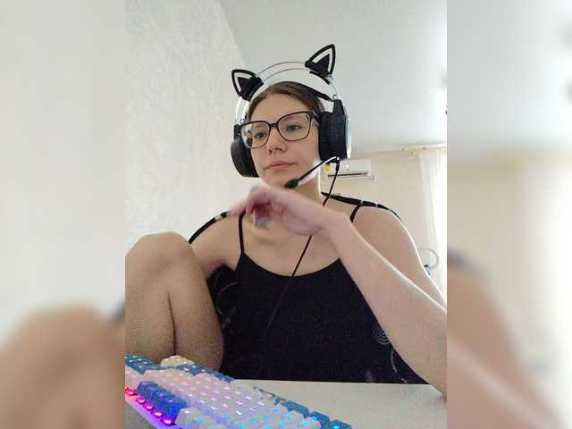 KittyMiracle live webcam show