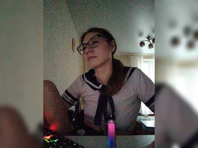 KittyMiracle live cam on BongaCams