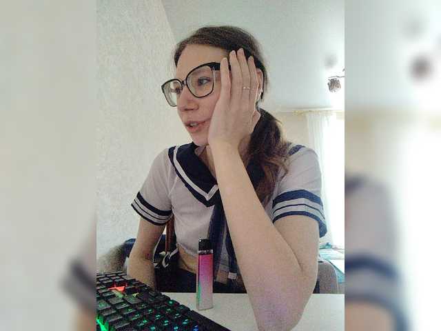 KittyMiracle live cam on BongaCams