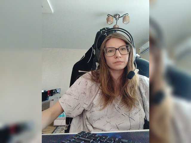 KittyMiracle live cam on BongaCams