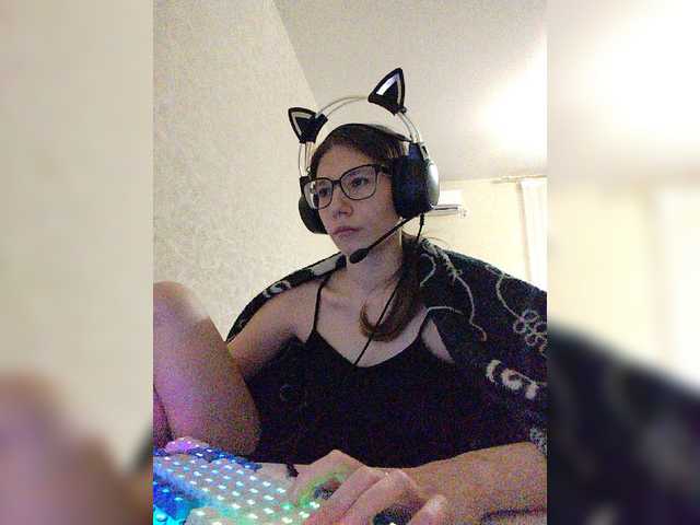KittyMiracle live cam on BongaCams