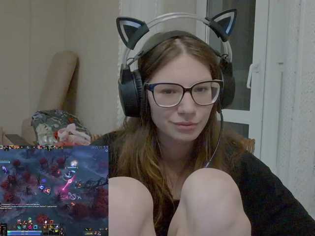 KittyMiracle live cam on BongaCams