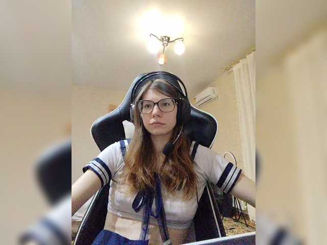 KittyMiracle live cam on BongaCams