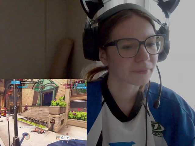 KittyMiracle live cam on BongaCams
