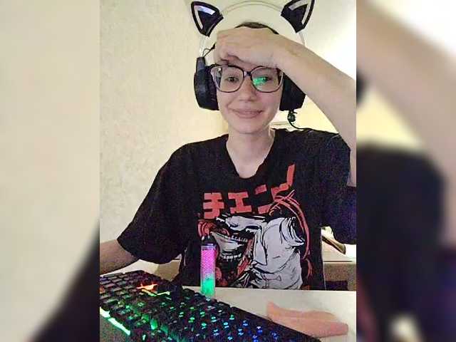 KittyMiracle live cam on BongaCams