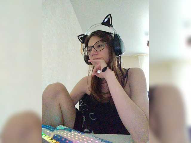 KittyMiracle live cam on BongaCams