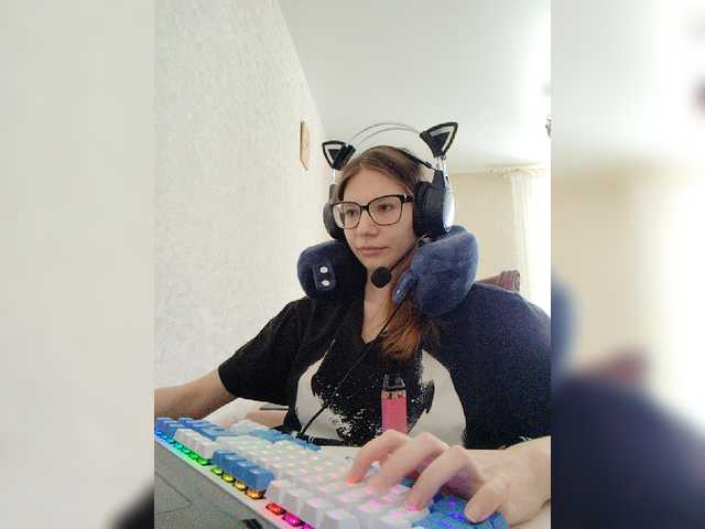 KittyMiracle live cam on BongaCams